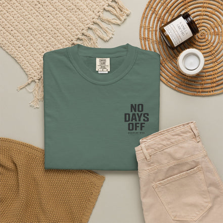 Men's No Days Off T-Shirt — "Outwork Your Limits" Motivational Gym Tee