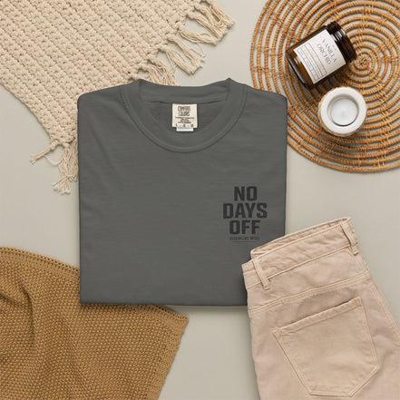 Men's No Days Off T-Shirt — "Outwork Your Limits" Motivational Gym Tee